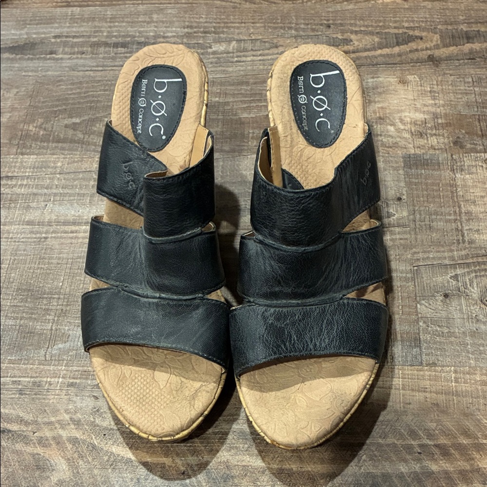 b.o.c. Black Triple-Strap Leather Mule Sandals